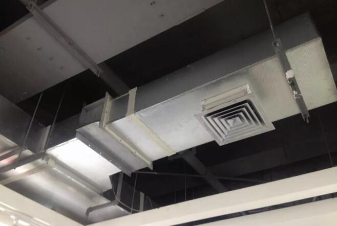 酚醛風(fēng)管制(zhì)作(zuò)安裝